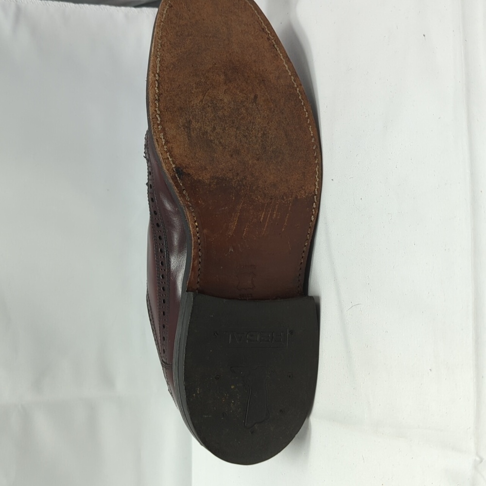 Regal men's wingtips sz. 8C - Picture 6 of 7